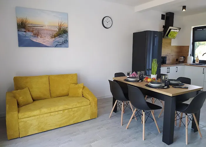 Nadmorska Ostoja Mieroszyno Kolo Jastrzebiej Gory * Jastrzębia Góra